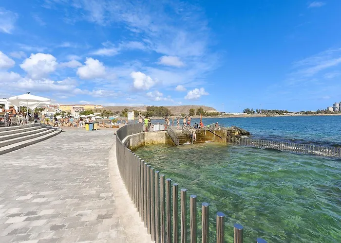 Canarios 527 By Villagrancanaria * Arguineguin